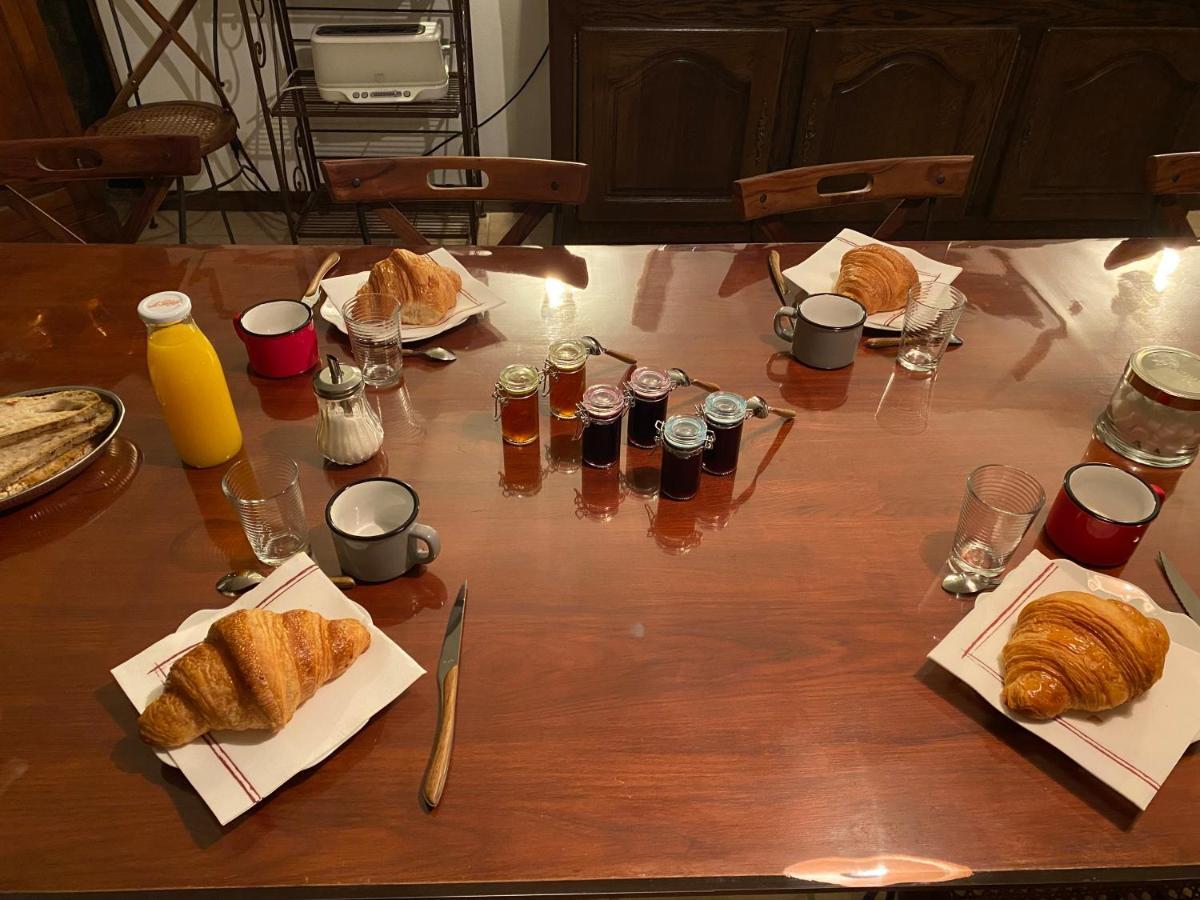 Le Domaine Du Gravier Bed & Breakfast Gramat Eksteriør bilde